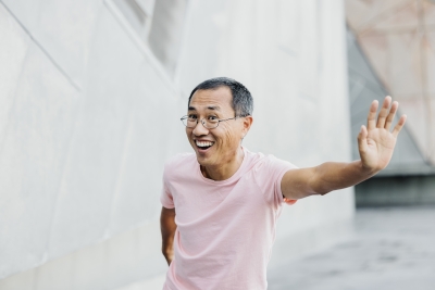 A portriat of Ming Lee